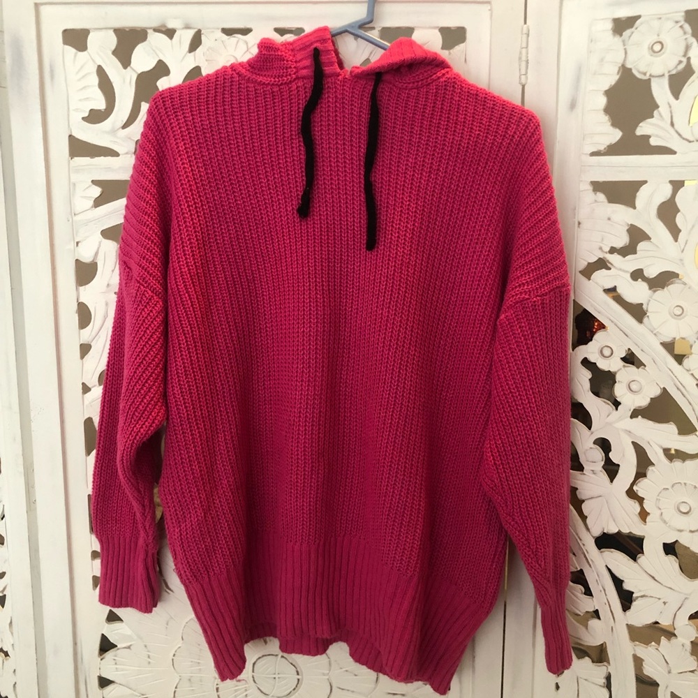 NWOT Oversized Knit Hooded Sweater